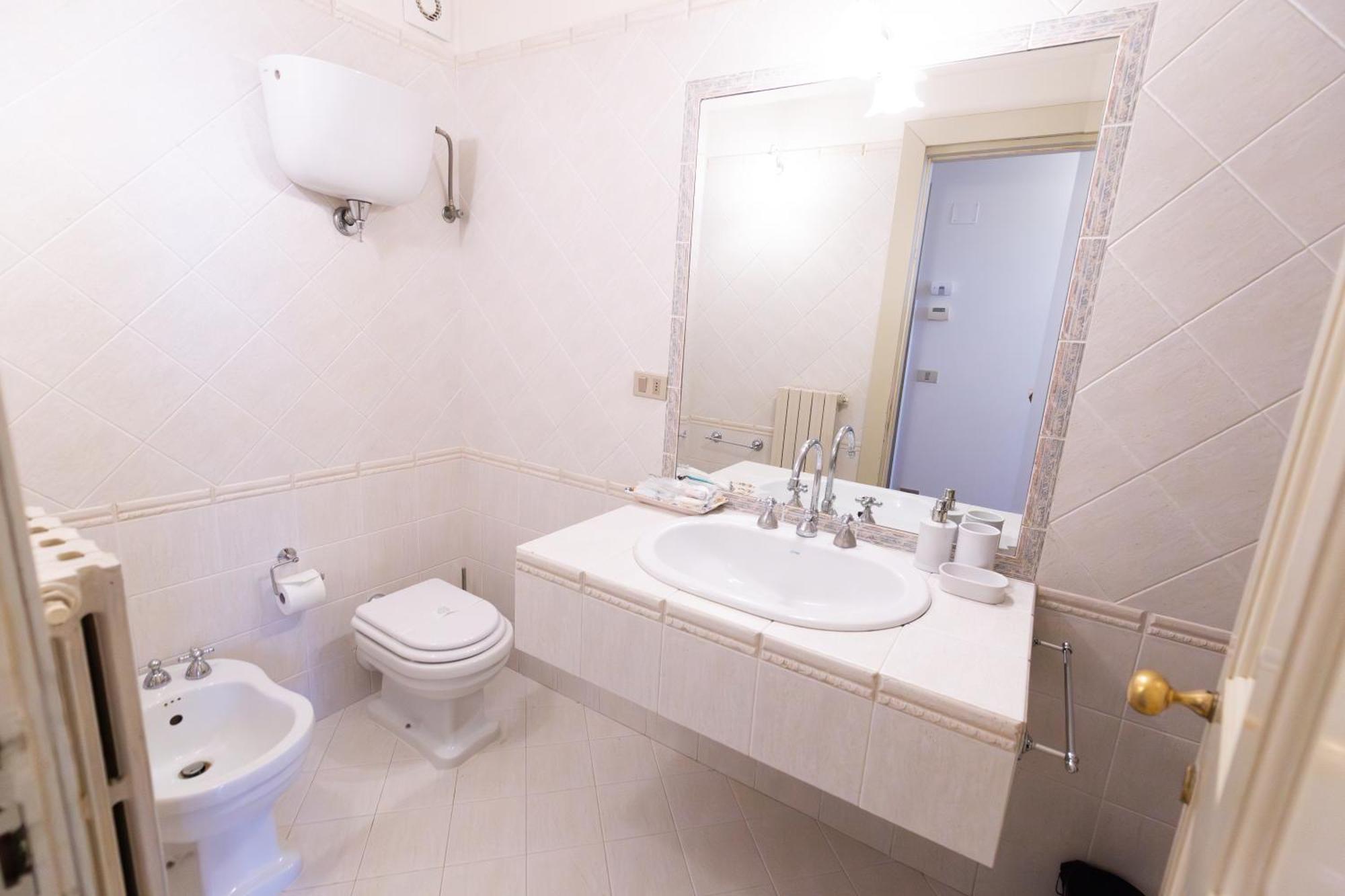 Raffaello - M&M Holiday House Perugia Ngoại thất bức ảnh